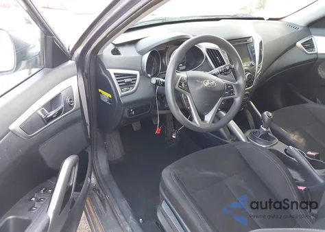 2013 Hyundai Veloster Base W/Black z USA, uszkodzony, nr VIN KMHTC6AD6DU125295